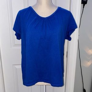 🌻BUNDLE 3 Women’s blouses for 15% off!🌻